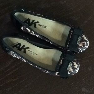 Leopard print ballet flats